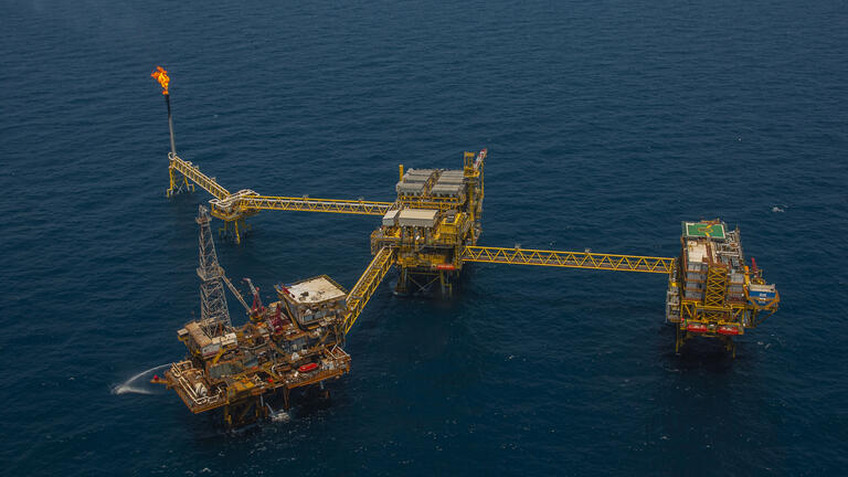 Container Accommodations for Oil and Gas Platforms